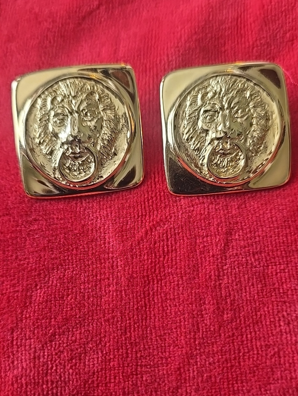 Gold-Tone Lion Face Cufflinks - Men Accessories
